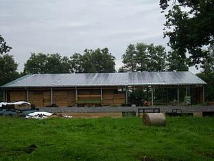 Photovoltaik-Anlage auf landwirtschaftlichem Gebäude